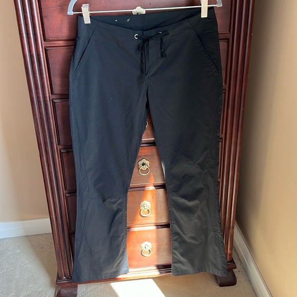 Columbia Black Pants Size 6 Short - Picture 1 of 8